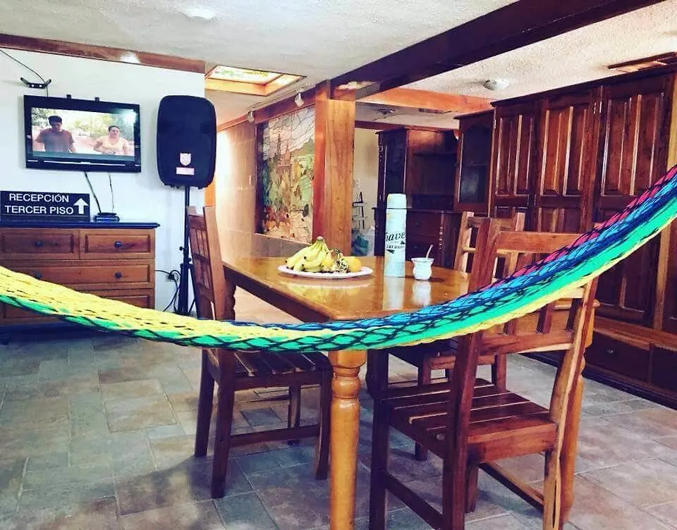 Izsla Hostel Playa Del Carmen 0*,
